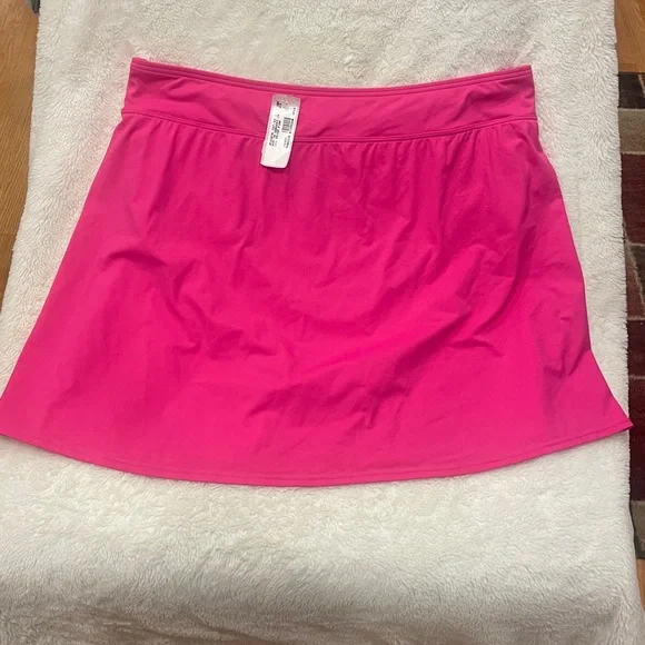 Lands' End Plus Size Tummy Control Swim
Skirt. Prism Pink - bright. Size 16. NWT - Picture 5 of 6